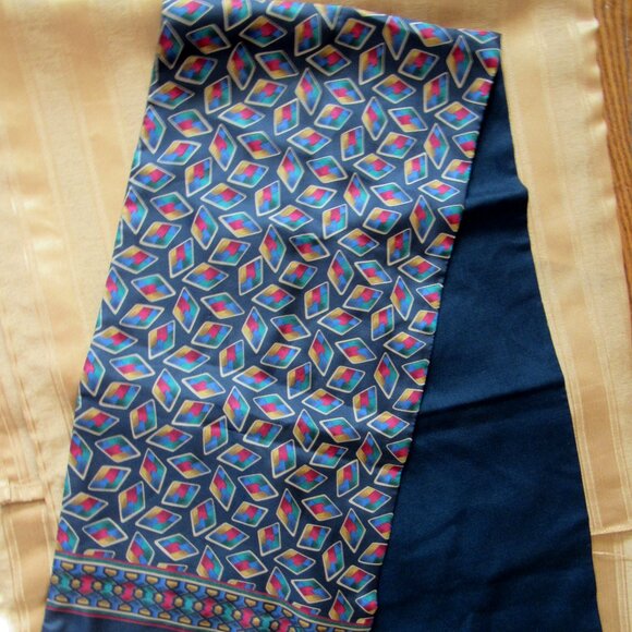 GENTS SCARF GEOMETRIC ART Navy SILK/Wool DOUBLE MEN'S - Picture 1 of 6